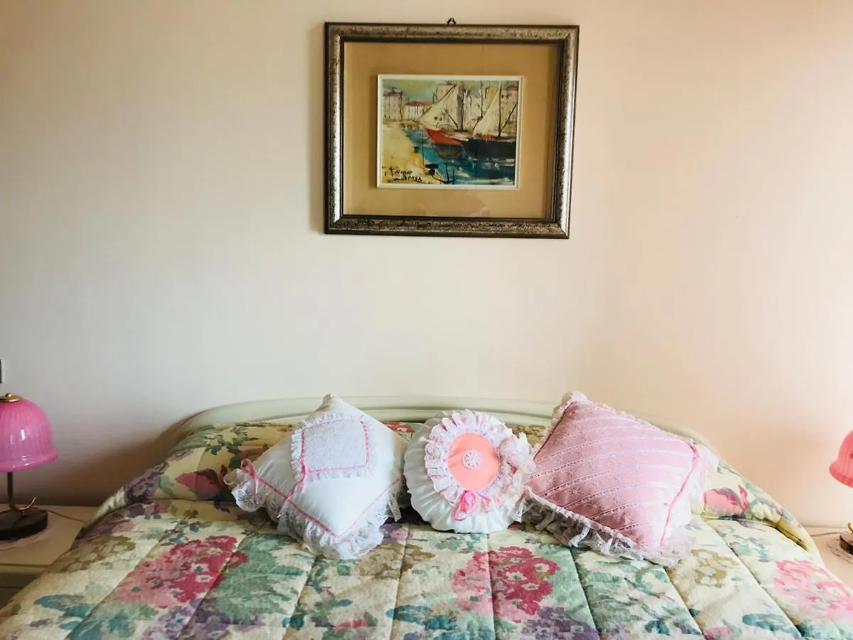 Rosa Celeste Bilocale Con Vista Mare In Sanremo Apartment Italy